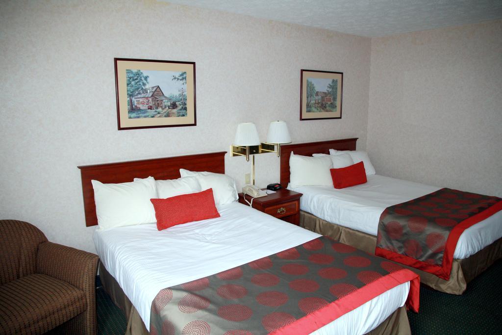 Ramada By Wyndham Strasburg Dover Eksteriør bilde